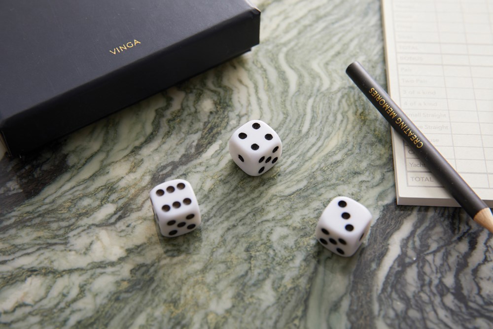 VINGA The Yacht coffee table game